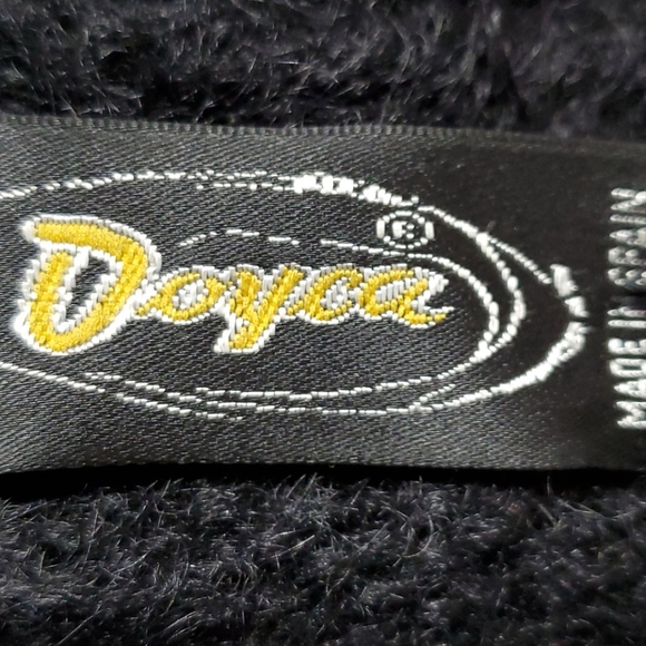 Vintage Woman's Mohair Coat - Picture 9 of 16